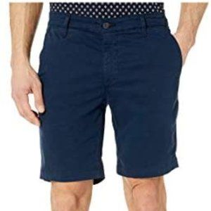 AG The Wanderer Short